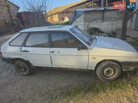 Белый ВАЗ 2109, объемом двигателя 1.1 л и пробегом 110 тыс. км за 450 $, фото 1 на Automoto.ua