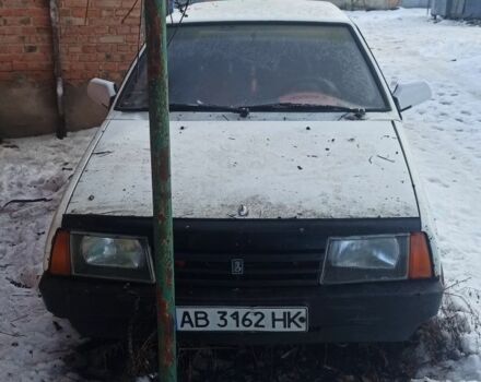 Белый ВАЗ 2109, объемом двигателя 1.5 л и пробегом 300 тыс. км за 550 $, фото 1 на Automoto.ua