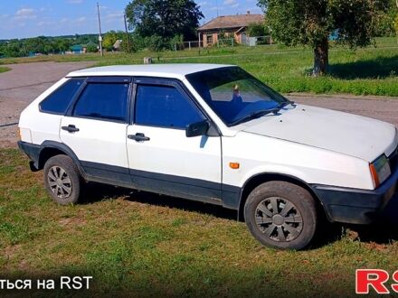Белый ВАЗ 2109, объемом двигателя 1.5 л и пробегом 200 тыс. км за 1250 $, фото 1 на Automoto.ua