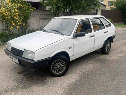 ВАЗ 2109 1991 в Борисполе на Automoto.ua Белый ВАЗ 2109, объемом двигателя 1.5 л и пробегом 100 тыс. км за 822 $, фото 1 на Automoto.ua