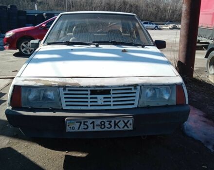 Белый ВАЗ 2109, объемом двигателя 1.5 л и пробегом 10 тыс. км за 250 $, фото 1 на Automoto.ua