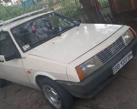 Белый ВАЗ 2109, объемом двигателя 1.5 л и пробегом 100 тыс. км за 680 $, фото 1 на Automoto.ua
