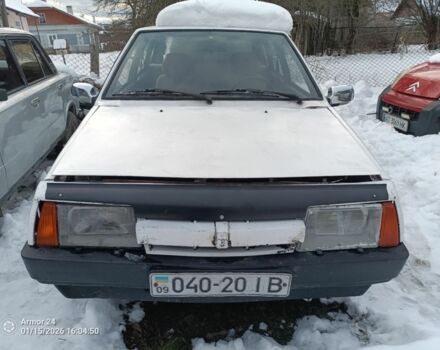 Белый ВАЗ 2109, объемом двигателя 0 л и пробегом 268 тыс. км за 300 $, фото 1 на Automoto.ua