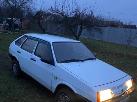 Белый ВАЗ 2109, объемом двигателя 0 л и пробегом 200 тыс. км за 473 $, фото 1 на Automoto.ua