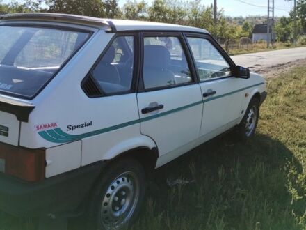 Белый ВАЗ 2109, объемом двигателя 1.3 л и пробегом 134 тыс. км за 1300 $, фото 1 на Automoto.ua
