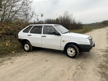 Белый ВАЗ 2109, объемом двигателя 1.3 л и пробегом 40 тыс. км за 1450 $, фото 1 на Automoto.ua