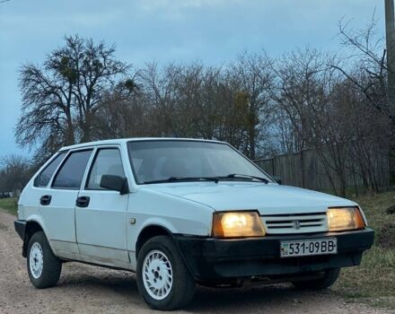 Білий ВАЗ 2109, об'ємом двигуна 1.5 л та пробігом 100 тис. км за 1000 $, фото 1 на Automoto.ua
