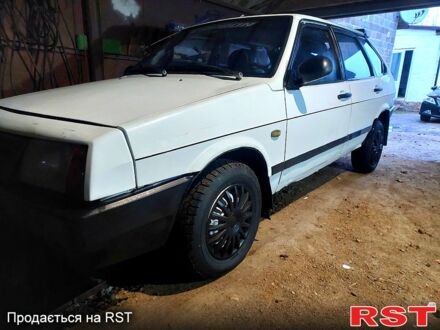 ВАЗ 2109 1991 у Умани на Automoto.ua Білий ВАЗ 2109, об'ємом двигуна 1.3 л та пробігом 0 тис. км за 1150 $, фото 1 на Automoto.ua