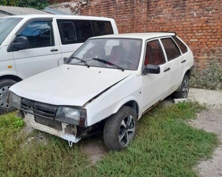 Белый ВАЗ 2109, объемом двигателя 0 л и пробегом 100 тыс. км за 700 $, фото 1 на Automoto.ua