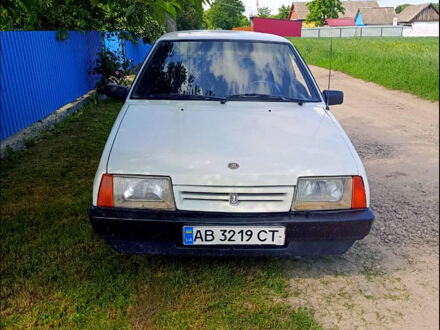 ВАЗ 2109 1991 у Казатине на Automoto.ua Білий ВАЗ 2109, об'ємом двигуна 1.5 л та пробігом 170 тис. км за 1000 $, фото 1 на Automoto.ua