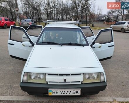 Белый ВАЗ 2109, объемом двигателя 1.5 л и пробегом 400 тыс. км за 2500 $, фото 1 на Automoto.ua