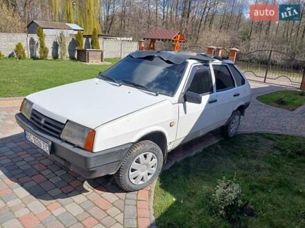 Белый ВАЗ 2109, объемом двигателя 1.3 л и пробегом 120 тыс. км за 900 $, фото 1 на Automoto.ua