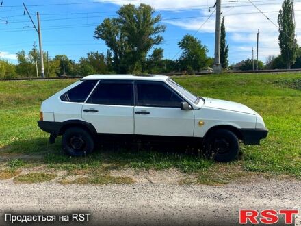 Белый ВАЗ 2109, объемом двигателя 1.3 л и пробегом 98 тыс. км за 700 $, фото 1 на Automoto.ua