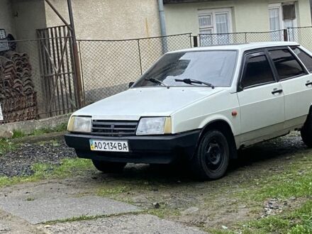 ВАЗ 2109 1992 у Поляне на Automoto.ua Білий ВАЗ 2109, об'ємом двигуна 1.3 л та пробігом 190 тис. км за 750 $, фото 1 на Automoto.ua