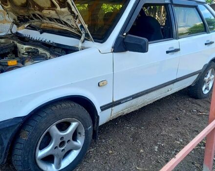 Белый ВАЗ 2109, объемом двигателя 1.5 л и пробегом 0 тыс. км за 600 $, фото 1 на Automoto.ua