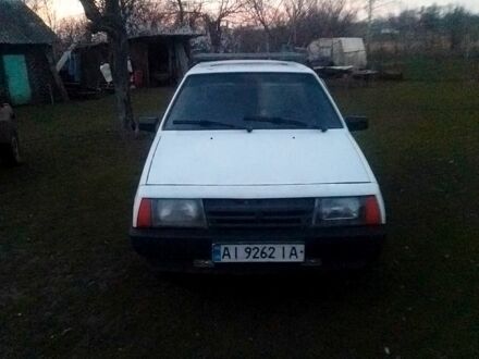 ВАЗ 2109 1992 у Березань на Automoto.ua Білий ВАЗ 2109, об'ємом двигуна 1.3 л та пробігом 0 тис. км за 500 $, фото 1 на Automoto.ua