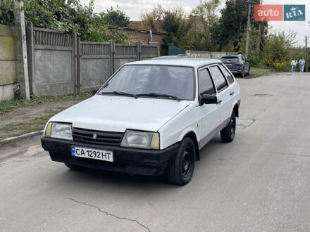 ВАЗ 2109 1992 в Золотоноше на Automoto.ua Белый ВАЗ 2109, объемом двигателя 1.5 л и пробегом 200 тыс. км за 650 $, фото 1 на Automoto.ua