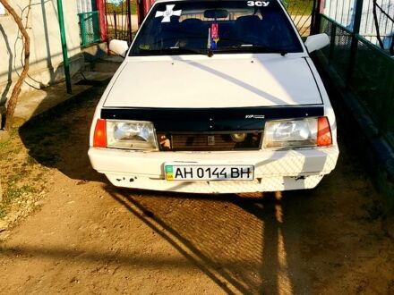 ВАЗ 2109 1992 в Березовке на Automoto.ua Белый ВАЗ 2109, объемом двигателя 1.5 л и пробегом 200 тыс. км за 900 $, фото 1 на Automoto.ua