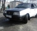 Белый ВАЗ 2109, объемом двигателя 1.5 л и пробегом 70 тыс. км за 750 $, фото 1 на Automoto.ua