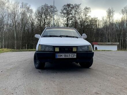Белый ВАЗ 2109, объемом двигателя 1.3 л и пробегом 200 тыс. км за 1200 $, фото 1 на Automoto.ua