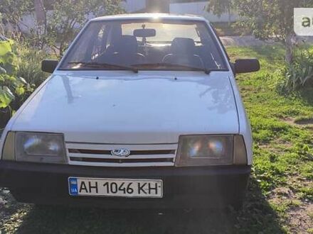 ВАЗ 2109 1992 у Славянске на Automoto.ua Білий ВАЗ 2109, об'ємом двигуна 1.5 л та пробігом 350 тис. км за 1400 $, фото 1 на Automoto.ua