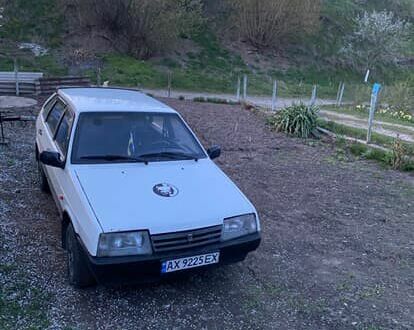 ВАЗ 2109 1992 у Остоге на Automoto.ua Білий ВАЗ 2109, об'ємом двигуна 1.3 л та пробігом 3 тис. км за 700 $, фото 1 на Automoto.ua