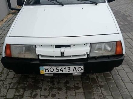 Белый ВАЗ 2109, объемом двигателя 1.3 л и пробегом 100 тыс. км за 700 $, фото 1 на Automoto.ua