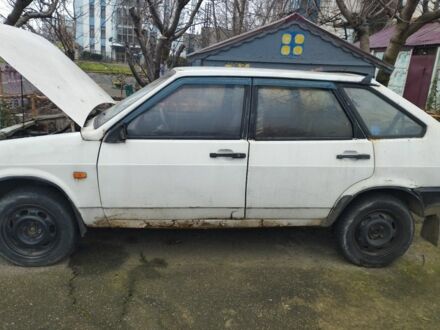 Білий ВАЗ 2109, об'ємом двигуна 1.5 л та пробігом 386 тис. км за 300 $, фото 1 на Automoto.ua