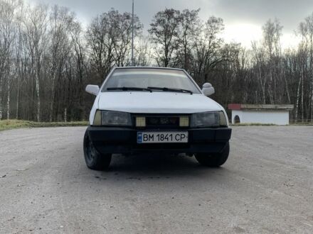 Белый ВАЗ 2109, объемом двигателя 1.3 л и пробегом 230 тыс. км за 1100 $, фото 1 на Automoto.ua