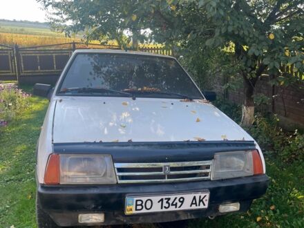 Белый ВАЗ 2109, объемом двигателя 0 л и пробегом 70 тыс. км за 350 $, фото 1 на Automoto.ua