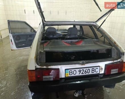 Белый ВАЗ 2109, объемом двигателя 1.3 л и пробегом 335 тыс. км за 1000 $, фото 1 на Automoto.ua