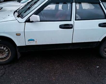 Білий ВАЗ 2109, об'ємом двигуна 1.29 л та пробігом 300 тис. км за 750 $, фото 1 на Automoto.ua