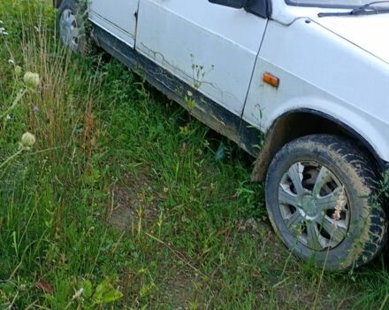 Білий ВАЗ 2109, об'ємом двигуна 0 л та пробігом 200 тис. км за 301 $, фото 1 на Automoto.ua