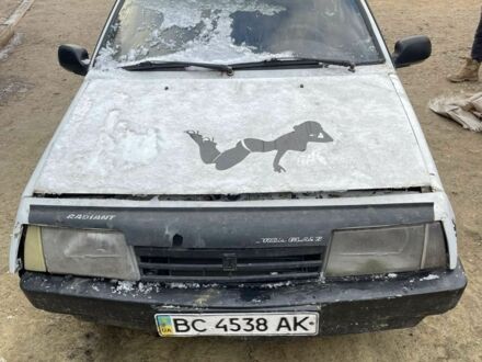 Белый ВАЗ 2109, объемом двигателя 0 л и пробегом 1000 тыс. км за 300 $, фото 1 на Automoto.ua