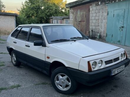 Белый ВАЗ 2109, объемом двигателя 1.3 л и пробегом 199 тыс. км за 1500 $, фото 1 на Automoto.ua