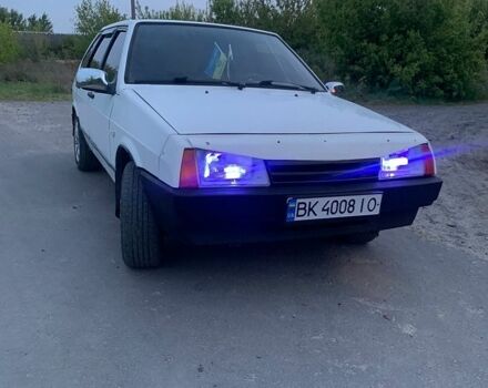 Белый ВАЗ 2109, объемом двигателя 1.29 л и пробегом 322 тыс. км за 750 $, фото 1 на Automoto.ua