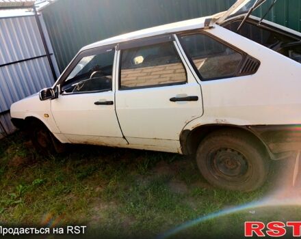 Білий ВАЗ 2109, об'ємом двигуна 1.3 л та пробігом 300 тис. км за 600 $, фото 1 на Automoto.ua