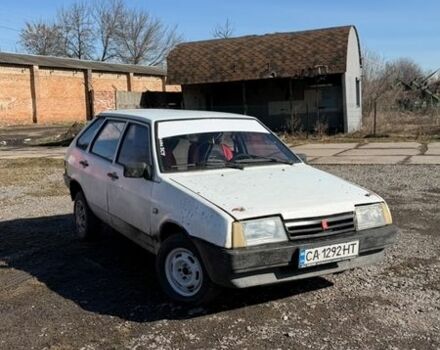 Белый ВАЗ 2109, объемом двигателя 1.5 л и пробегом 200 тыс. км за 650 $, фото 1 на Automoto.ua