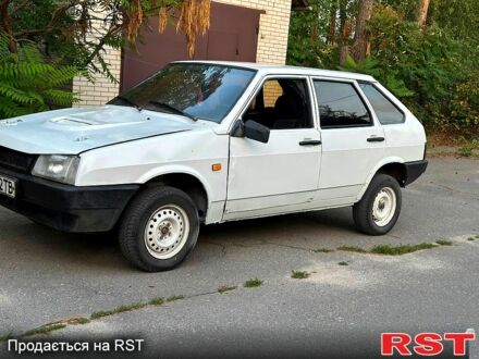 ВАЗ 2109 1992 в Василькове на Automoto.ua Белый ВАЗ 2109, объемом двигателя 1.5 л и пробегом 200 тыс. км за 420 $, фото 1 на Automoto.ua