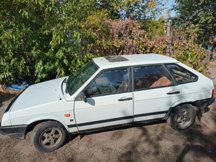ВАЗ 2109 1992 в Кривом Роге на Automoto.ua Белый ВАЗ 2109, объемом двигателя 0 л и пробегом 124 тыс. км за 1000 $, фото 1 на Automoto.ua