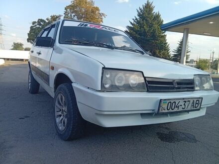 ВАЗ 2109 1992 в Днепре (Днепропетровске) на Automoto.ua Белый ВАЗ 2109, объемом двигателя 1.3 л и пробегом 1000 тыс. км за 824 $, фото 1 на Automoto.ua