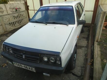 ВАЗ 2109 1993 у Дніпро (Дніпропетровську) на Automoto.ua Білий ВАЗ 2109, об'ємом двигуна 0 л та пробігом 100 тис. км за 595 $, фото 1 на Automoto.ua