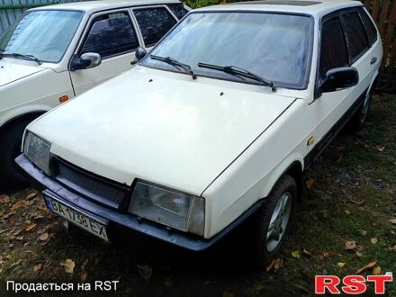 ВАЗ 2109 1993 у Александрие на Automoto.ua Білий ВАЗ 2109, об'ємом двигуна 1.5 л та пробігом 250 тис. км за 750 $, фото 1 на Automoto.ua