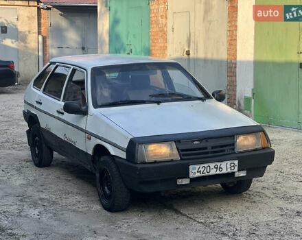 Білий ВАЗ 2109, об'ємом двигуна 1.5 л та пробігом 256 тис. км за 650 $, фото 1 на Automoto.ua