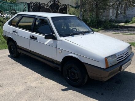 ВАЗ 2109 1993 в Краматорске на Automoto.ua Белый ВАЗ 2109, объемом двигателя 1.3 л и пробегом 3 тыс. км за 796 $, фото 1 на Automoto.ua