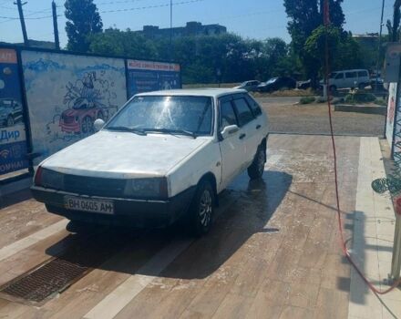 Белый ВАЗ 2109, объемом двигателя 1.5 л и пробегом 70 тыс. км за 570 $, фото 1 на Automoto.ua