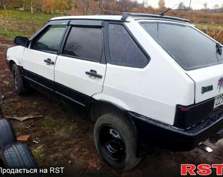 Белый ВАЗ 2109, объемом двигателя 1.5 л и пробегом 220 тыс. км за 400 $, фото 1 на Automoto.ua