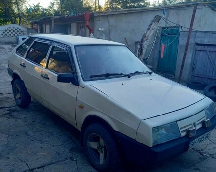 Белый ВАЗ 2109, объемом двигателя 1.5 л и пробегом 250 тыс. км за 1100 $, фото 1 на Automoto.ua