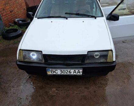 Белый ВАЗ 2109, объемом двигателя 1.5 л и пробегом 75 тыс. км за 1165 $, фото 1 на Automoto.ua