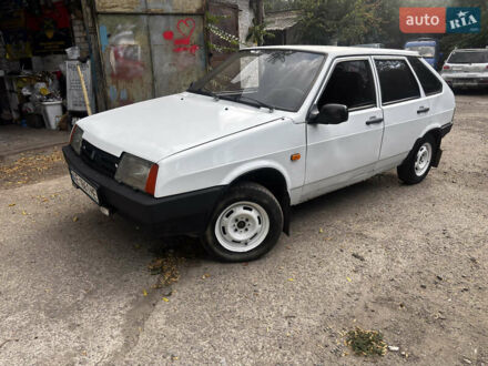 Белый ВАЗ 2109, объемом двигателя 1.5 л и пробегом 300 тыс. км за 1199 $, фото 1 на Automoto.ua